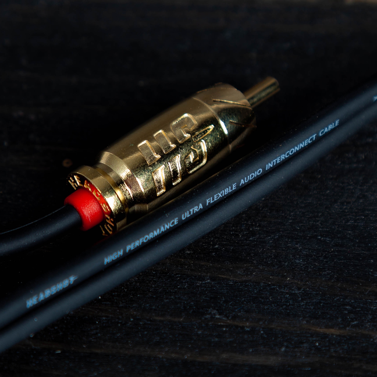 Межблочный 2RCA-2RCA RCA-22-5-SS  кабель с тройной изоляцией, медный проводник, прямые коннекторы